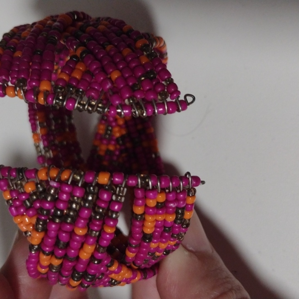 2 multicolor cuff bracelets - Picture 5 of 6